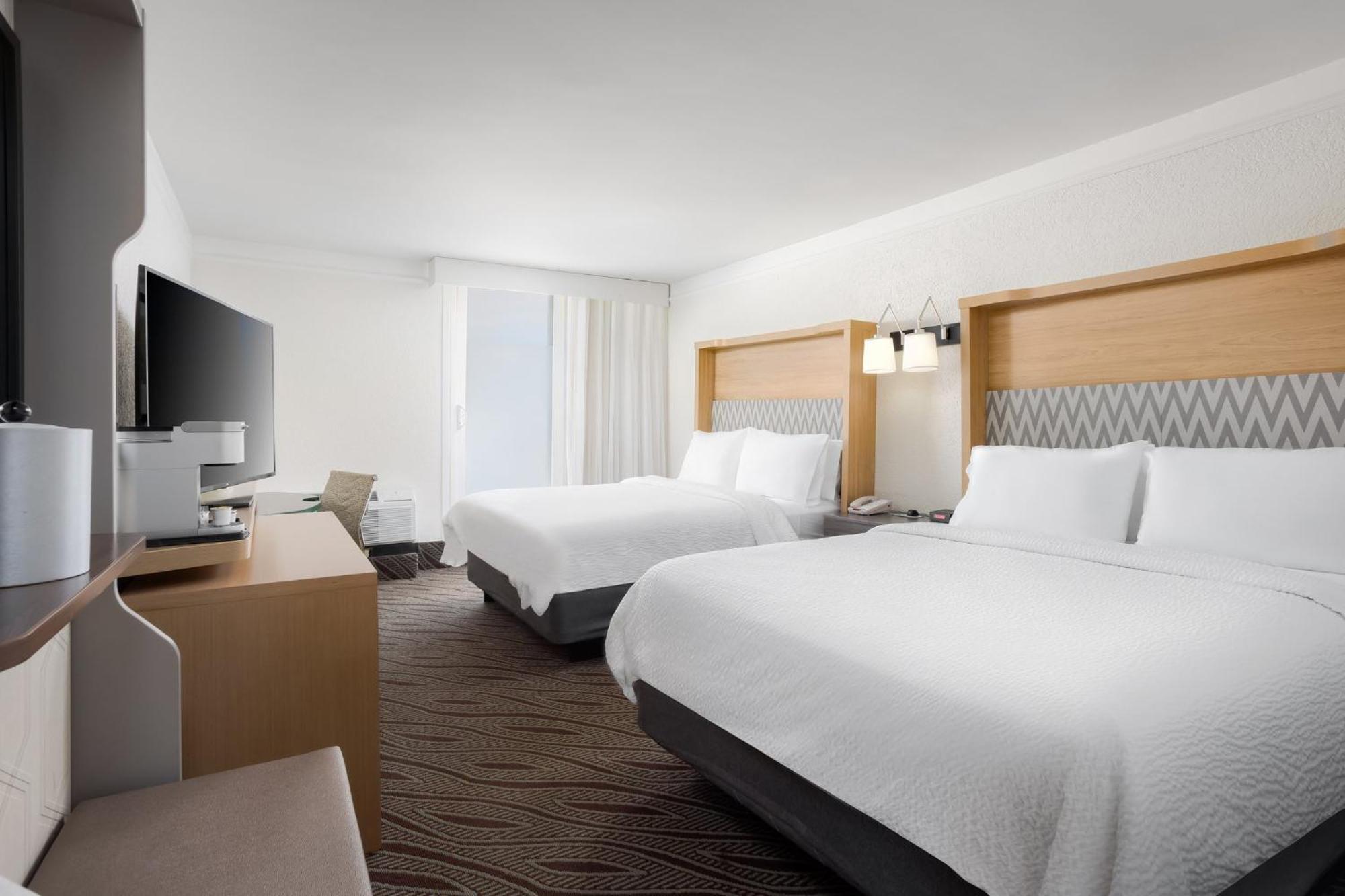 Holiday Inn Resort Oceanfront At Surfside Beach By Ihg Kültér fotó