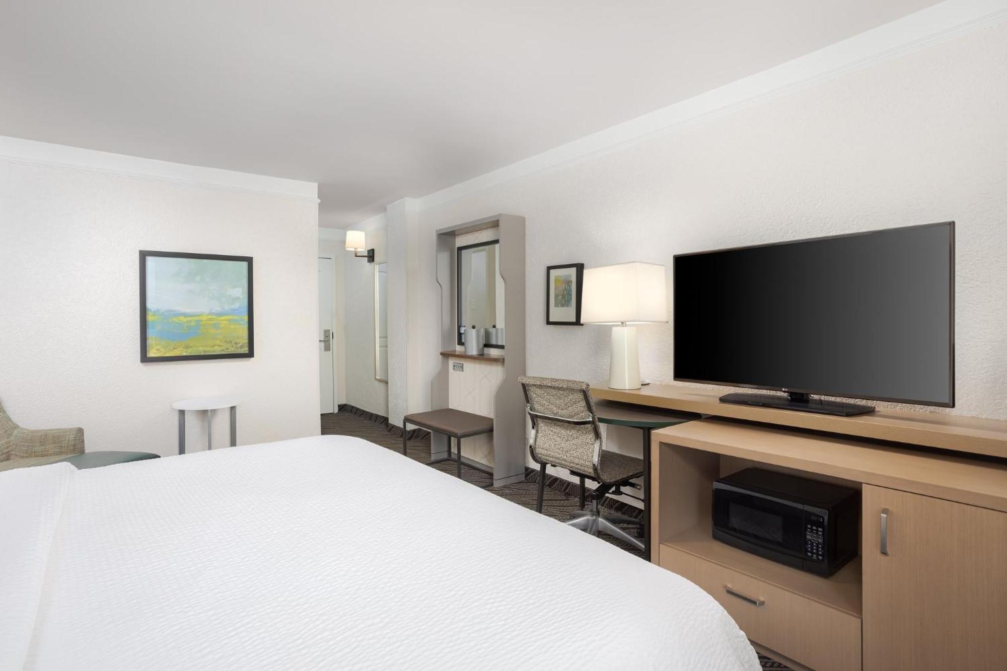 Holiday Inn Resort Oceanfront At Surfside Beach By Ihg Kültér fotó